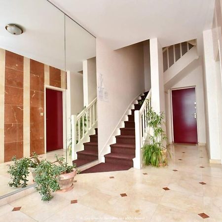 La Mezzanine Apt 5 Pers Classe 3 Etoiles, Royan- Centre 300 M Plage Foncillon Екстер'єр фото