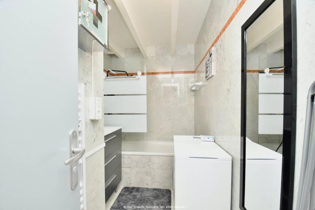 La Mezzanine Apt 5 Pers Classe 3 Etoiles, Royan- Centre 300 M Plage Foncillon Екстер'єр фото